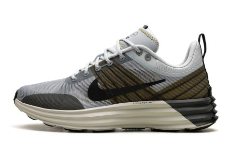 Nike Lunar Roam "pure Platinum/black-wolf Grey-desert Moss-light Bone-black"