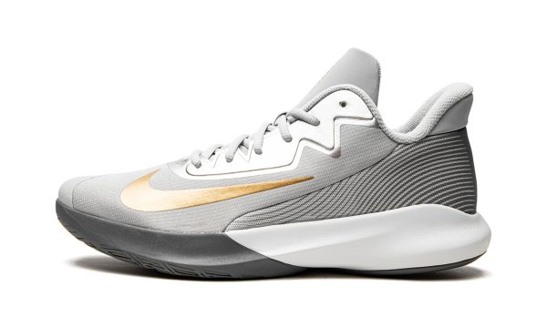 Nike Precision 4