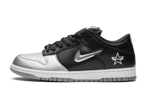 Nike Sb Dunk Low Og Qs "supreme - Jewel Swoosh Silver/black"