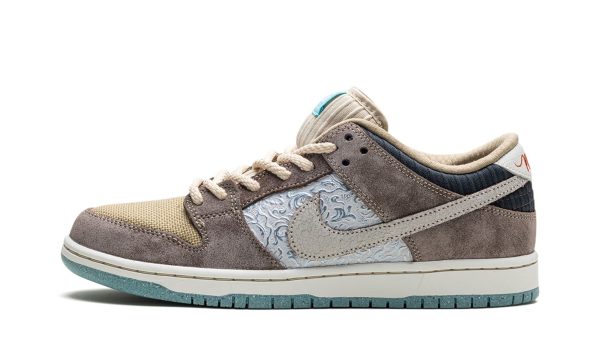 Nike Sb Dunk Low "big Money Savings"