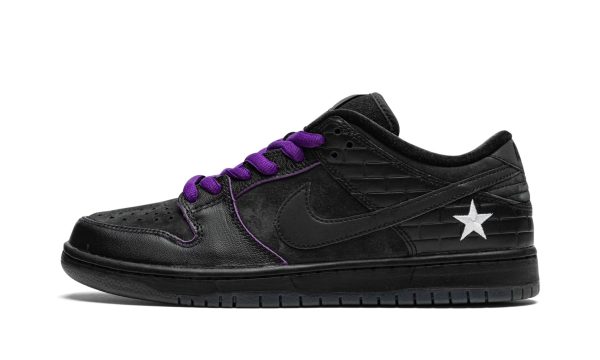 Nike Sb Dunk Low "familia First Avenue"