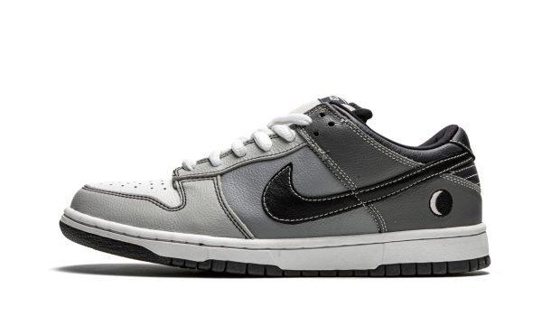 Nike Sb Dunk Low "lunar Eclipse West"