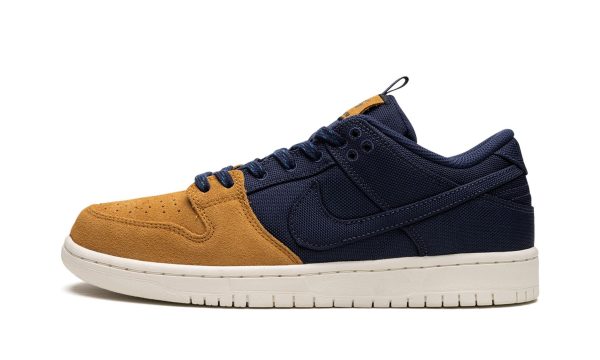 Nike Sb Dunk Low "midnight Navy/desert Ochre"