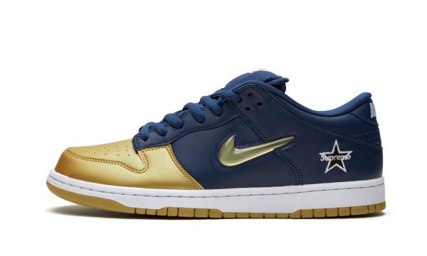 Nike Sb Dunk Low "supreme - Jewel Swoosh Gold/navy"