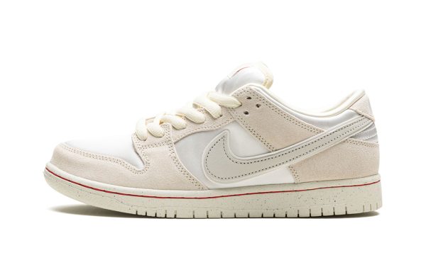 Nike Sb Dunk Low "valentine's Day - Low Love Found"