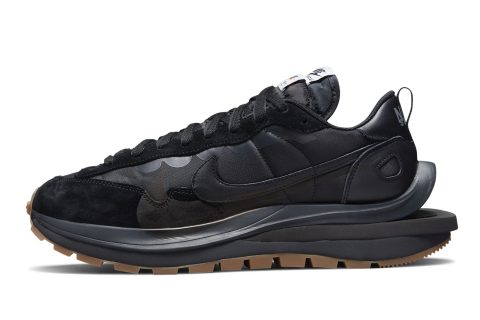 Nike Vaporwaffle "sacai - Off Noir"