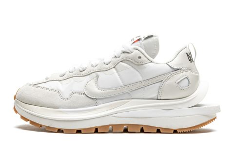 Nike Vaporwaffle "sacai - Sail"