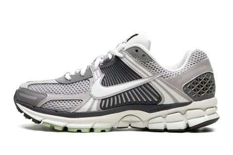 Nike Vomero 5 Wmns "cobblestone"