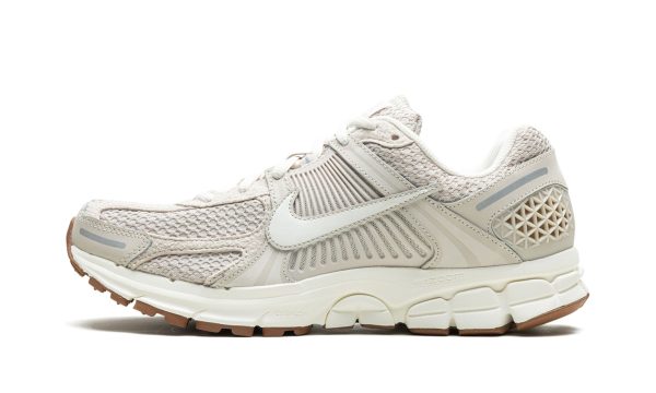 Nike Zoom Vomero 5 Wmns "light Orewood Brown"