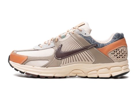 Nike Zoom Vomero 5 "sanddrift / Muslin / Khaki / Earth"