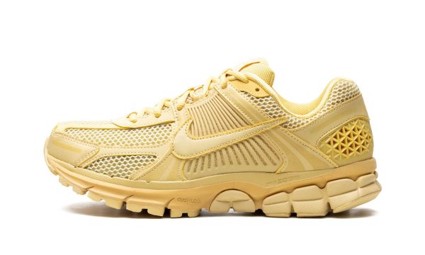 Nike Zoom Vomero 5 "saturn Gold"