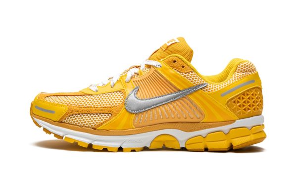 Nike Zoom Vomero 5 "varsity Maize"