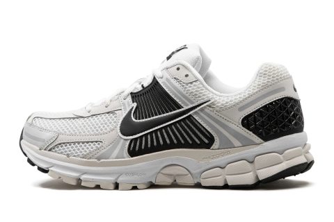 Nike Zoom Vomero 5 "white / Black"