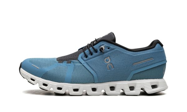 On Running Cloud 5 "niagara Blue/black"