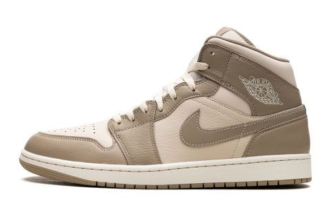 Air Jordan 1 Mid "legend Light Brown"