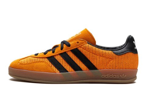 Gazelle Indoor "orange / Core Black"