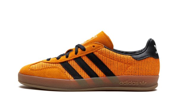 Gazelle Indoor "orange / Core Black"