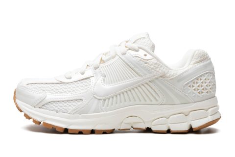 Wmns Nike Zoom Vomero 5 "sail Gum"